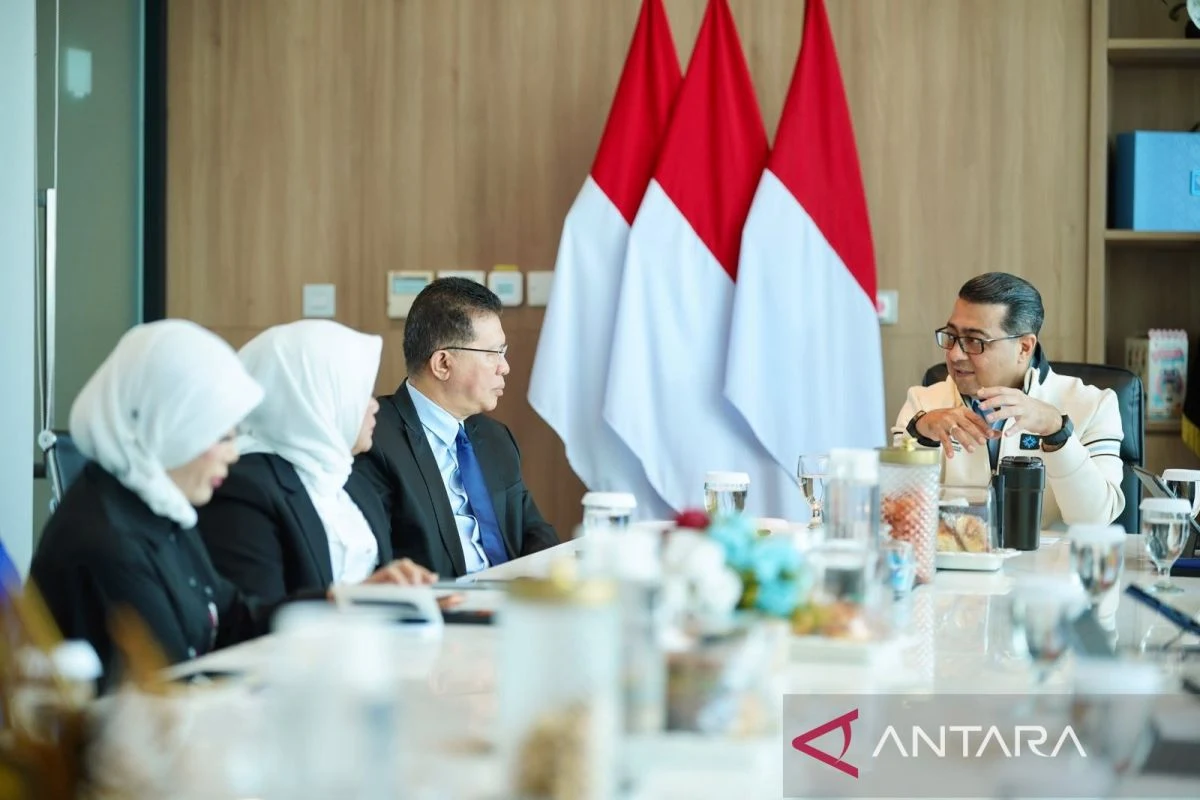 Menekraf Dorong Kolaborasi Properti–Perbankan untuk Buka Pasar bagi Perempuan Desa