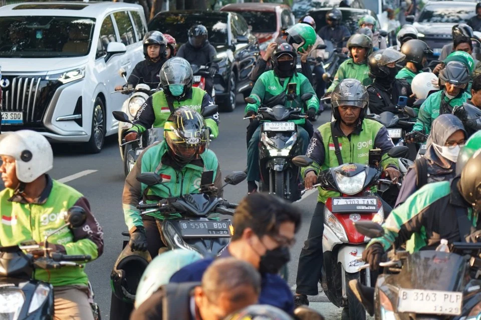 Pemerintah Targetkan Perpres 'Ojol' Terbit Akhir Agustus; Komdigi dan DPR Siapkan Aturan Turunan
